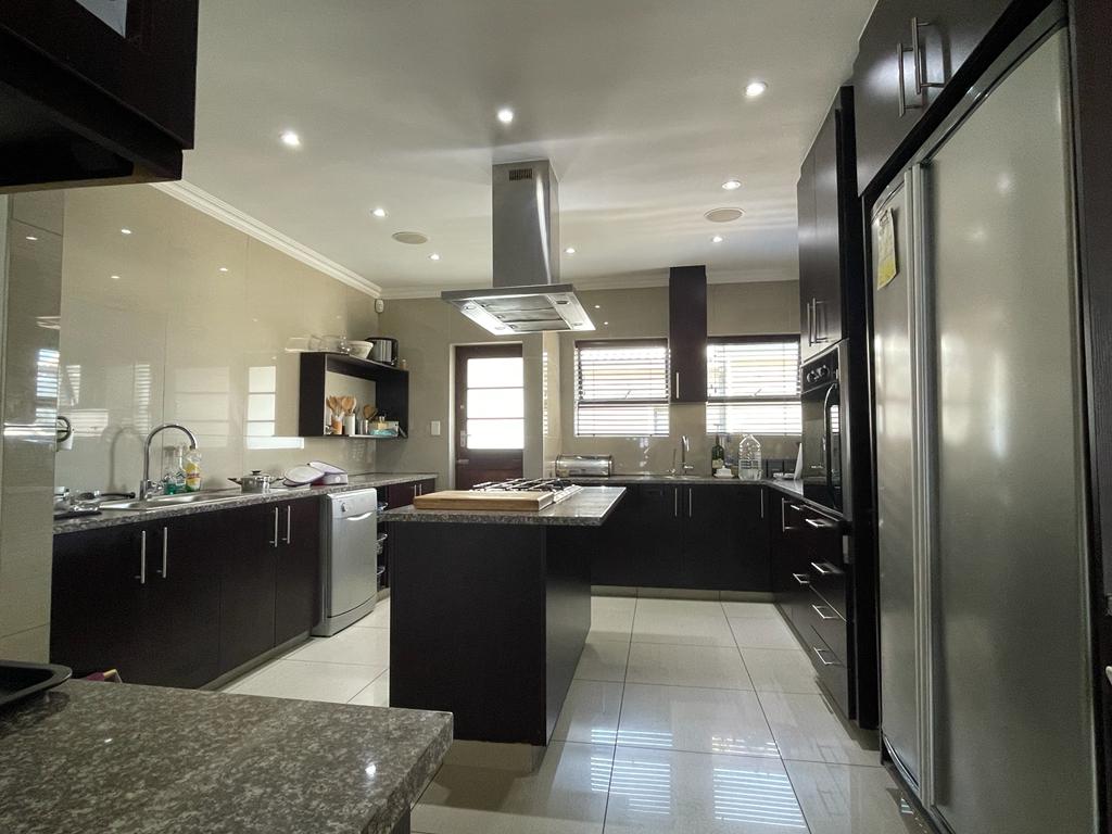 4 Bedroom House Available for Rent in Blue Mountain Estate, George!