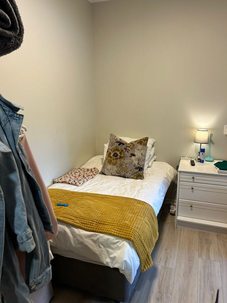 Furnished 1 bedr Heatherpark