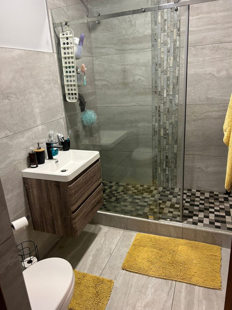 Furnished 1 bedr Heatherpark