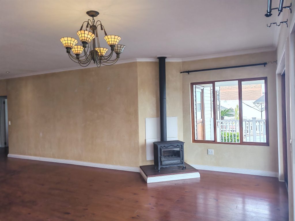 47 Voelklip Street, Herolds Bay