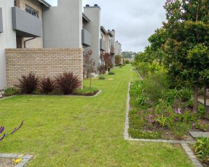 MODERN 1 BEDROOM 1 BATHROOM APARTMENT FOR SALE