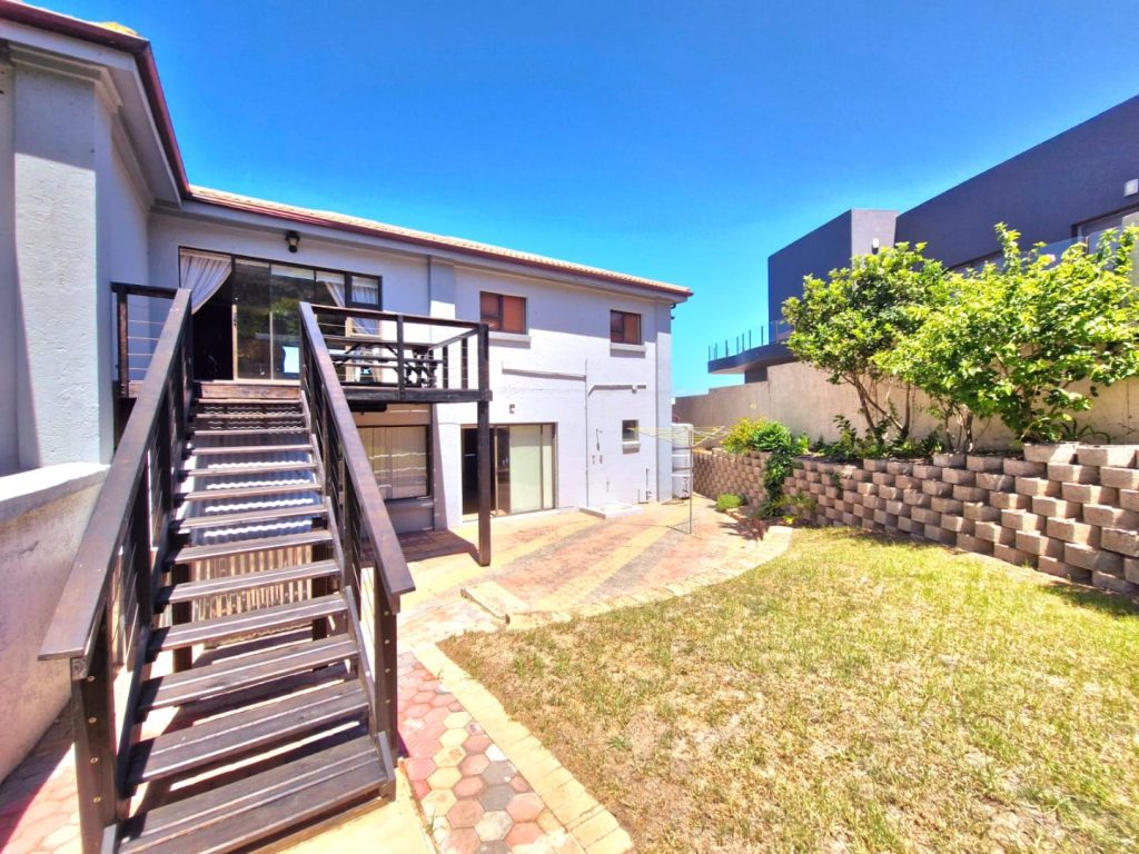 Scarta Street, Dana Bay