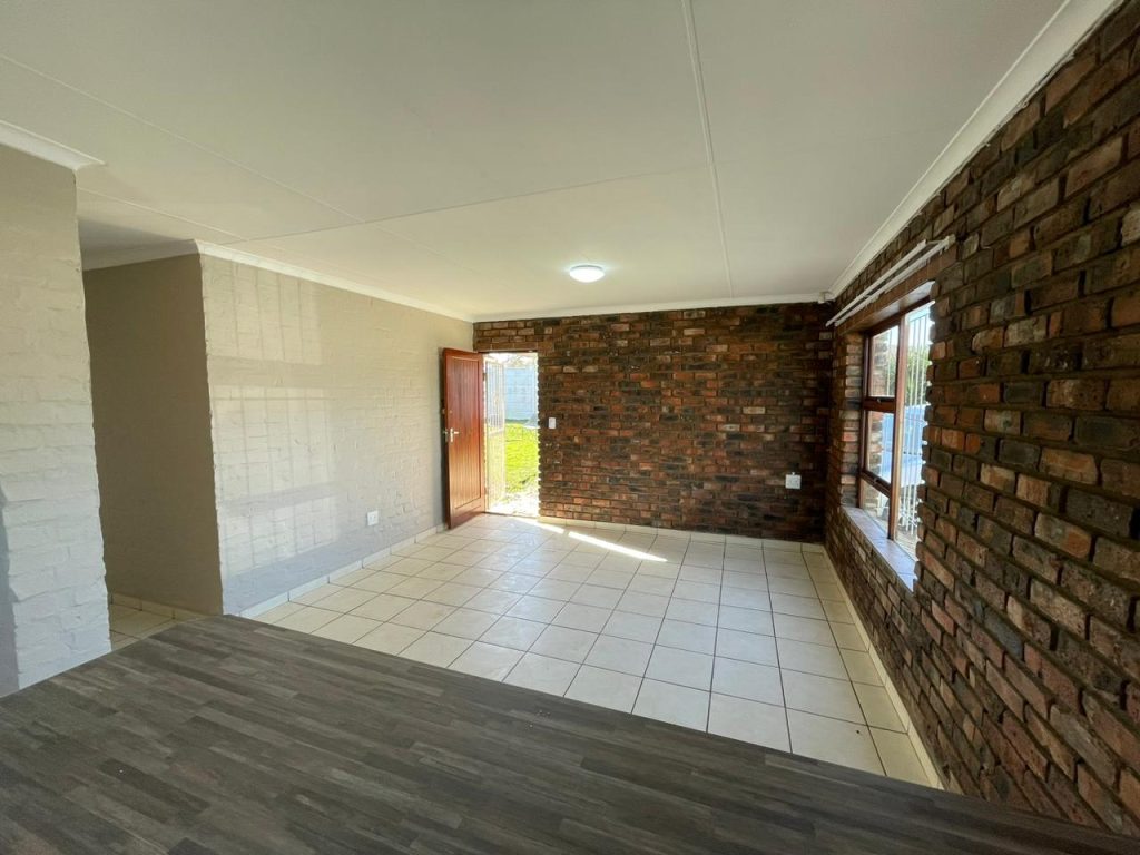 24A Squarehill Drive