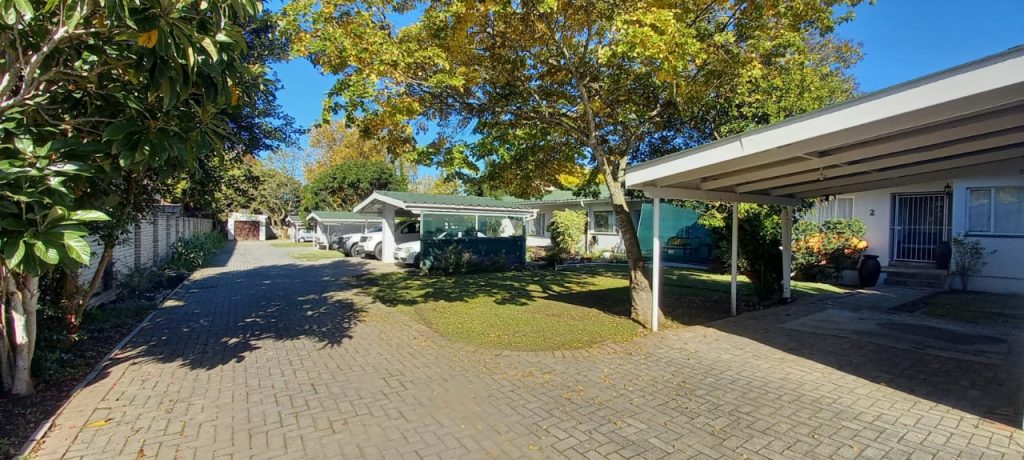 2-Bedroom Apartment for Rent – George Central!