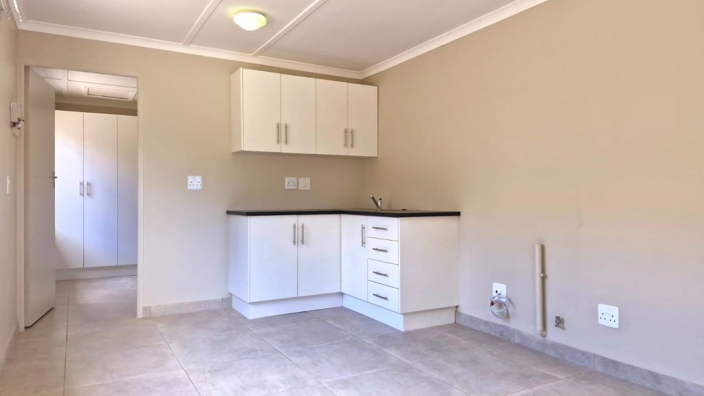 18 Cradock str 1bed1bath