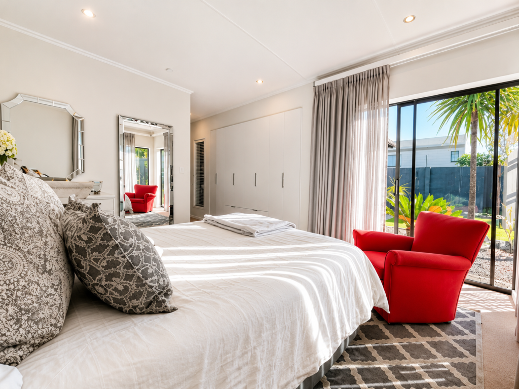 8 Earls Court
