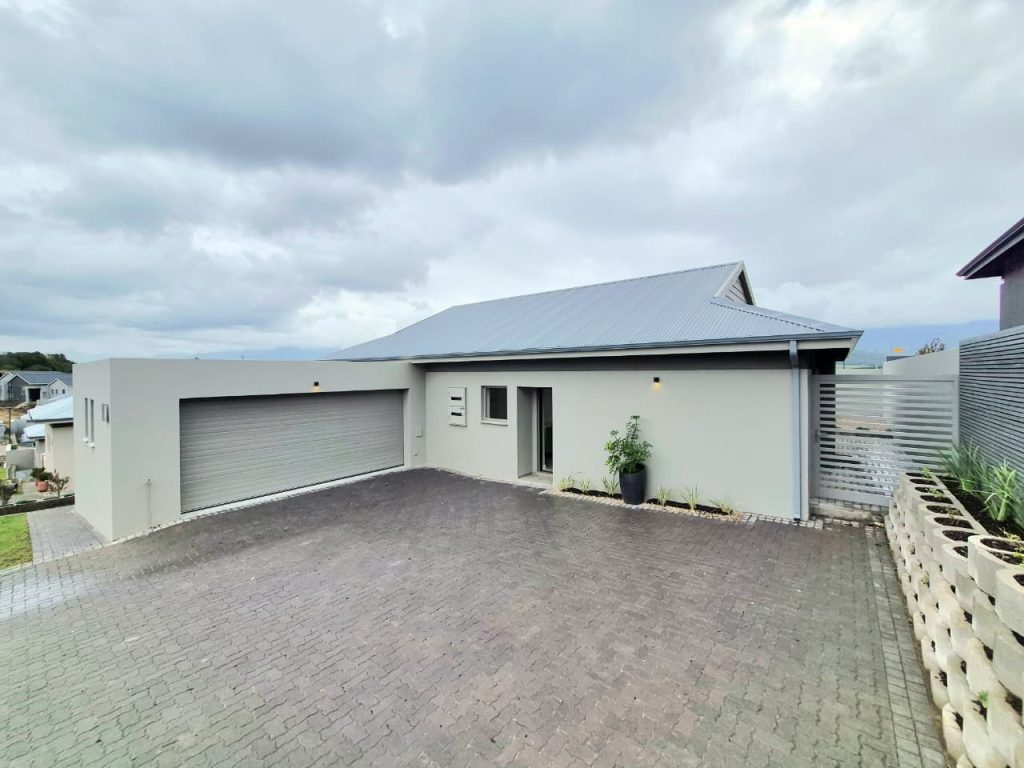 103 Glenwood Ridge