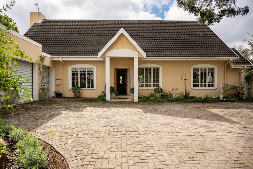 102Stander-