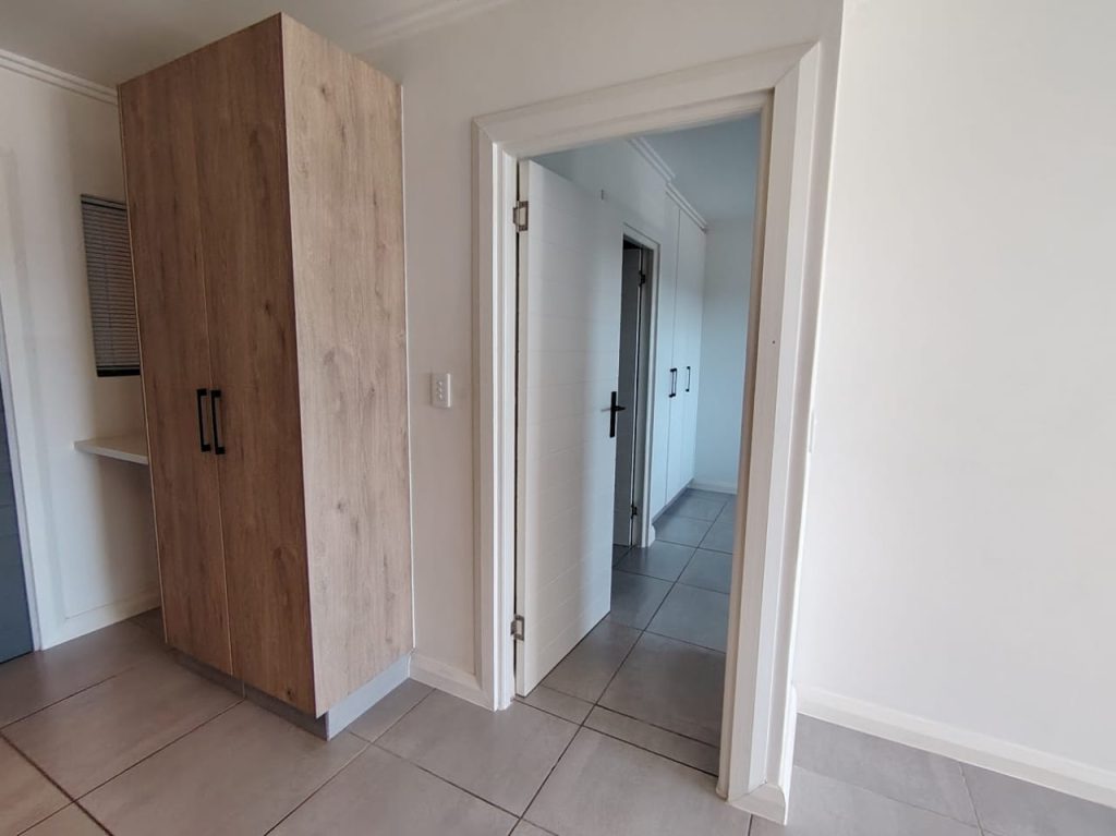 1-Bedroom flat 1st floor