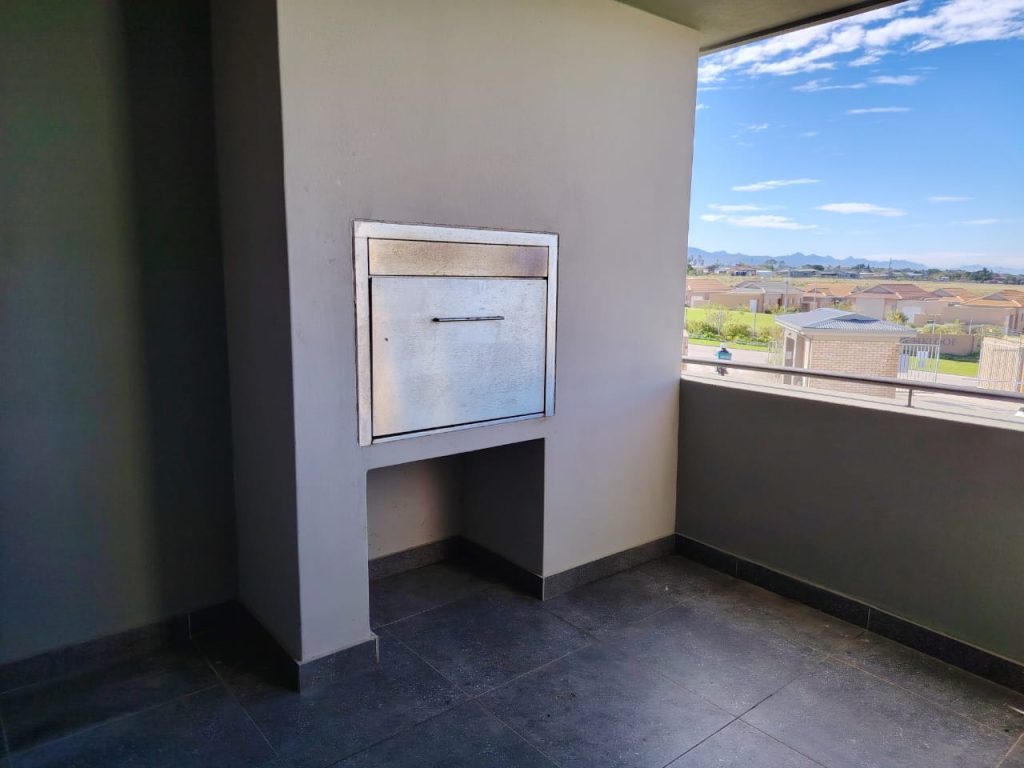1-Bedroom flat 1st floor