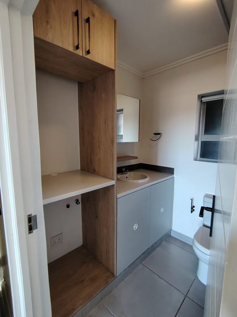 1-Bedroom flat 1st floor