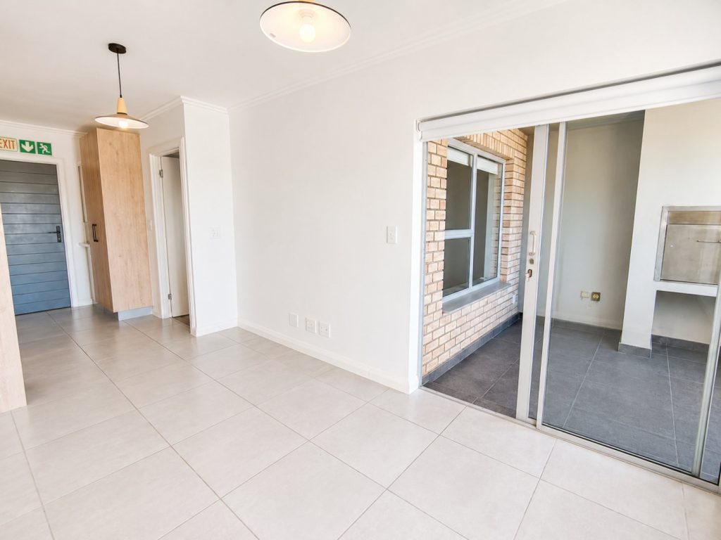 1 Bed 1 Bath Kloofsig