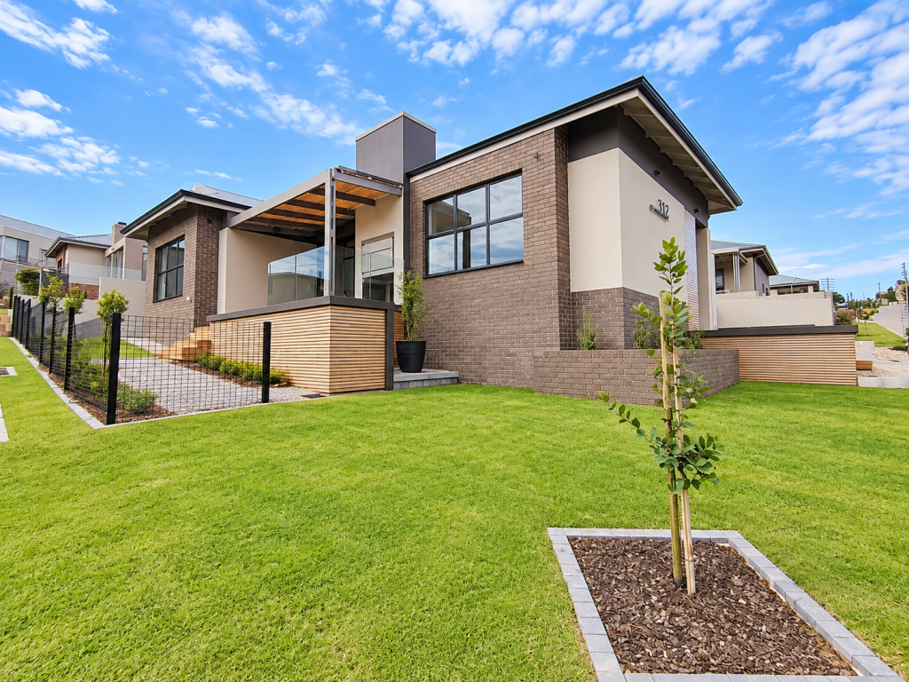 112 Glenwood Ridge