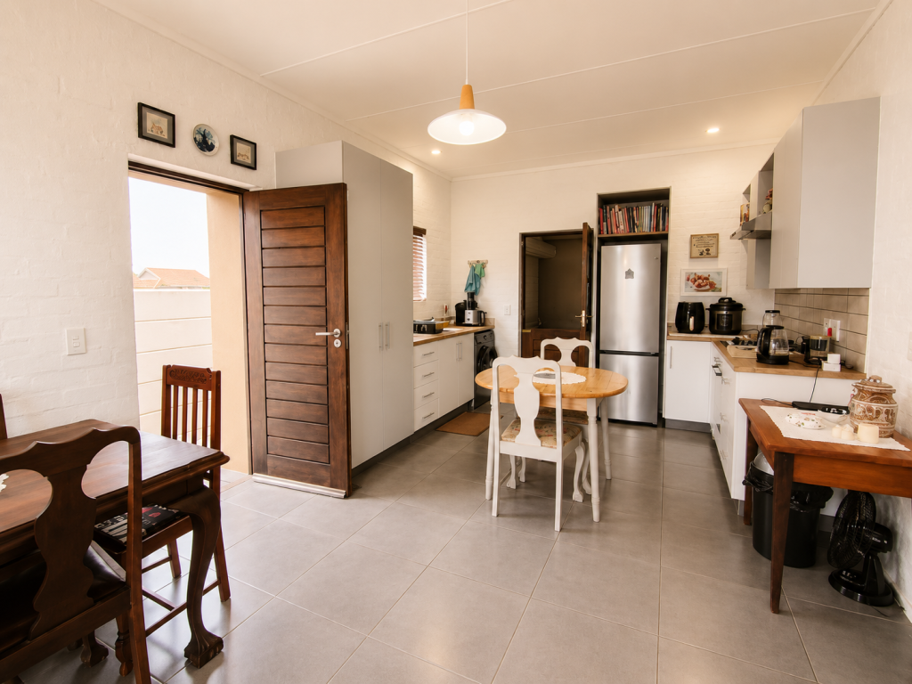 24 Oudekloof