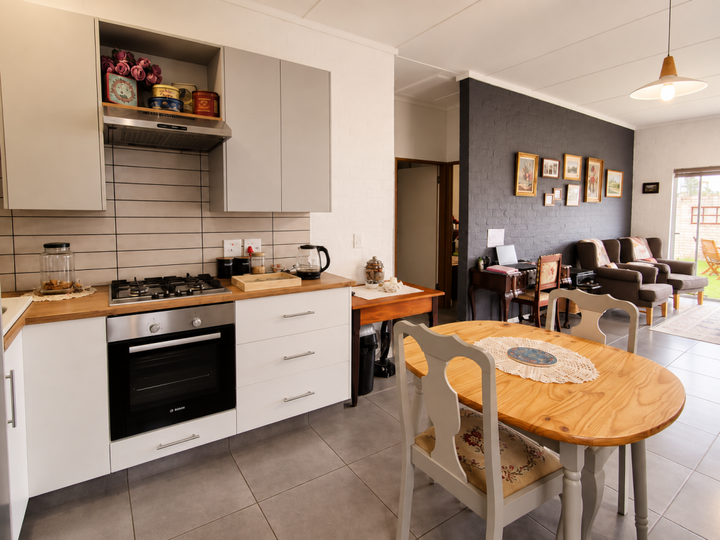24 Oudekloof