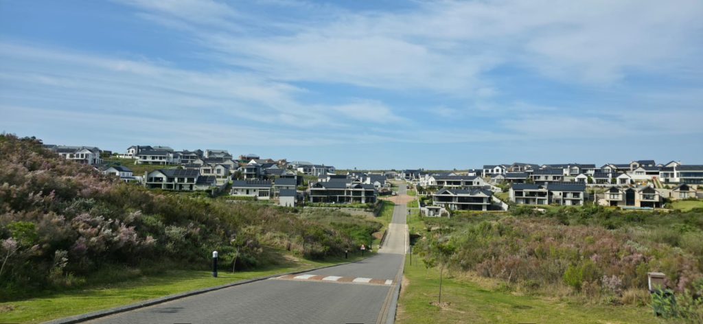 3 Sharman Crescent