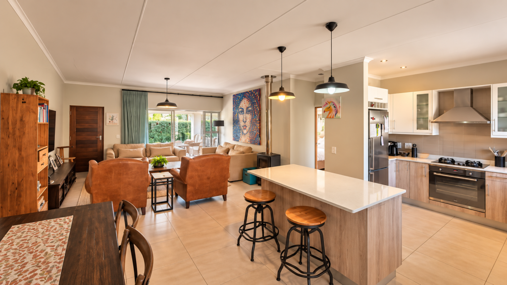 8 Garden Close
